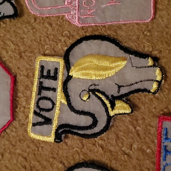 Vintage sheer patch lot - 9 pieces - Picture 8 of 12